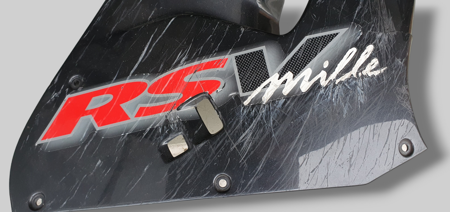 GRIJZE KUIP RECHTER AP8139410 Aprilia RSV Mille 98-03 