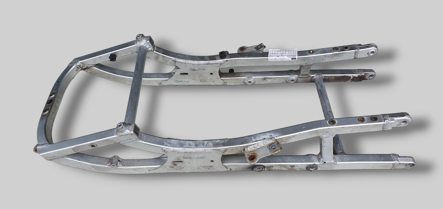 ZADELSTEUN ACHTER SUBFRAME AP8146457 Aprilia RSV Mille 98-03 / Tuono 02-05 