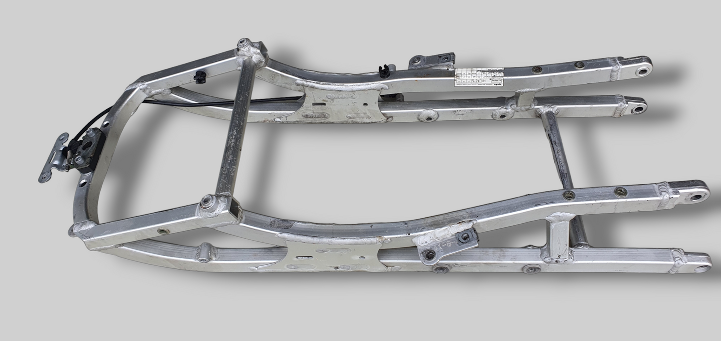 ZADELSTEUN ACHTER SUBFRAME AP8146457 Aprilia RSV Mille 98-03 / Tuono 02-05 