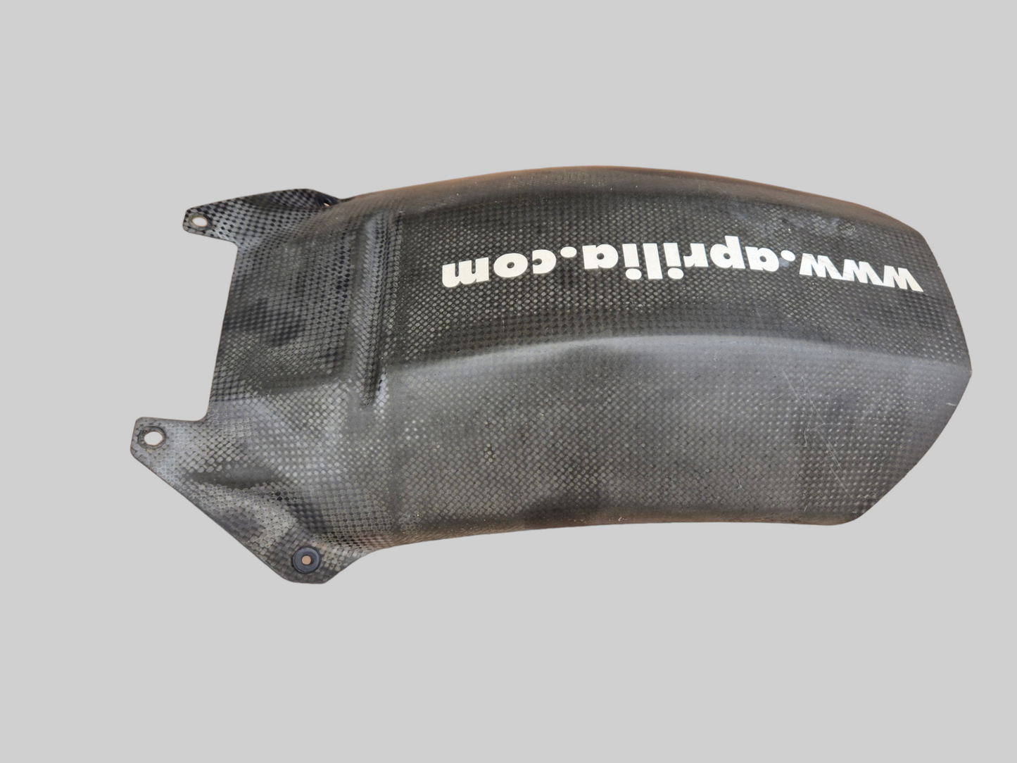 ACHTER CARBON OEM SPATBORD / HUGGER AP8791048 Aprilia RSV Mille 98-03 / Tuono 02-05 