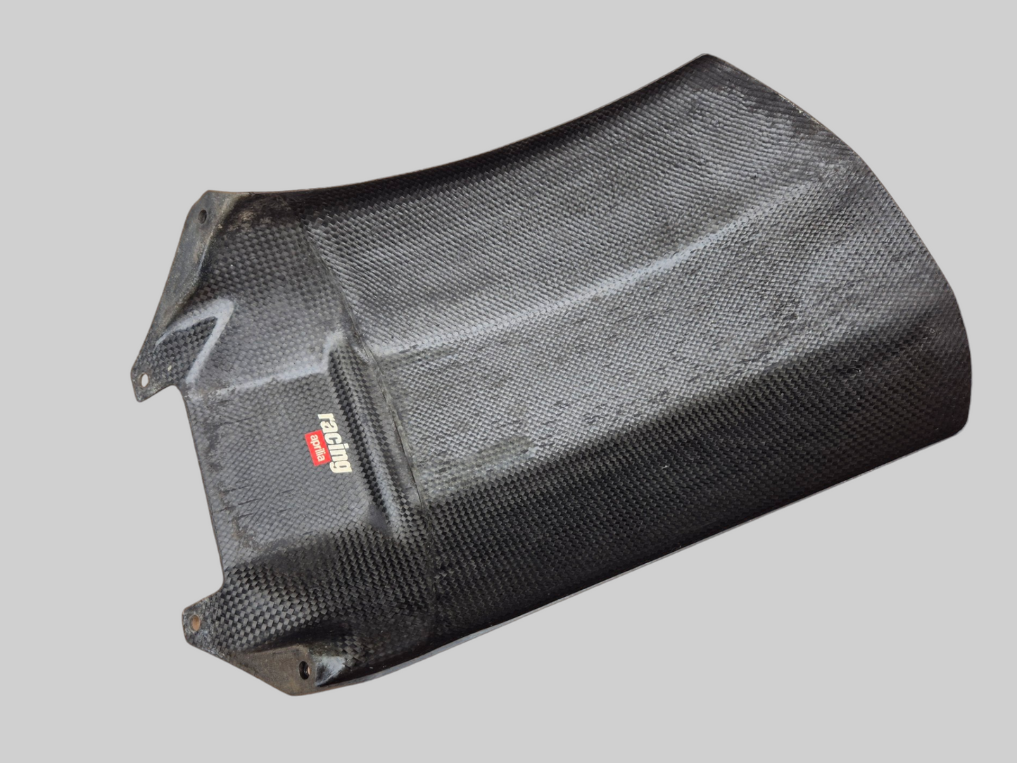 ACHTER CARBON OEM SPATBORD / HUGGER AP8791048 Aprilia RSV Mille 98-03 / Tuono 02-05 