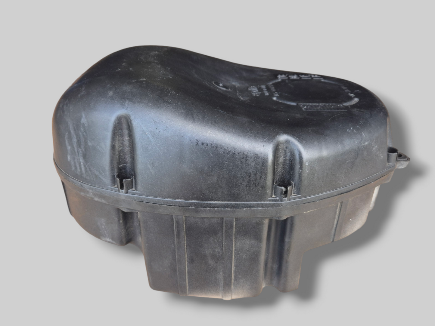 COMPLEET AIRBOX FILTERHUIS AP8149723 AP8148825 Aprilia RSV Mille 01-03 / Tuono 02-05 