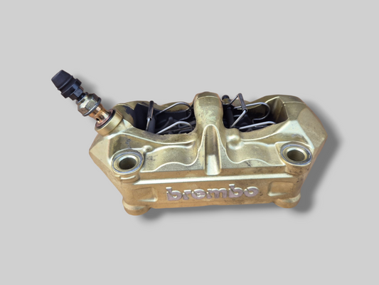 REMKLAUW VOOR LINKS BREMBO P2 GOUD AP8113893 Aprilia RSV Mille 98-03 / Tuono 02-05 