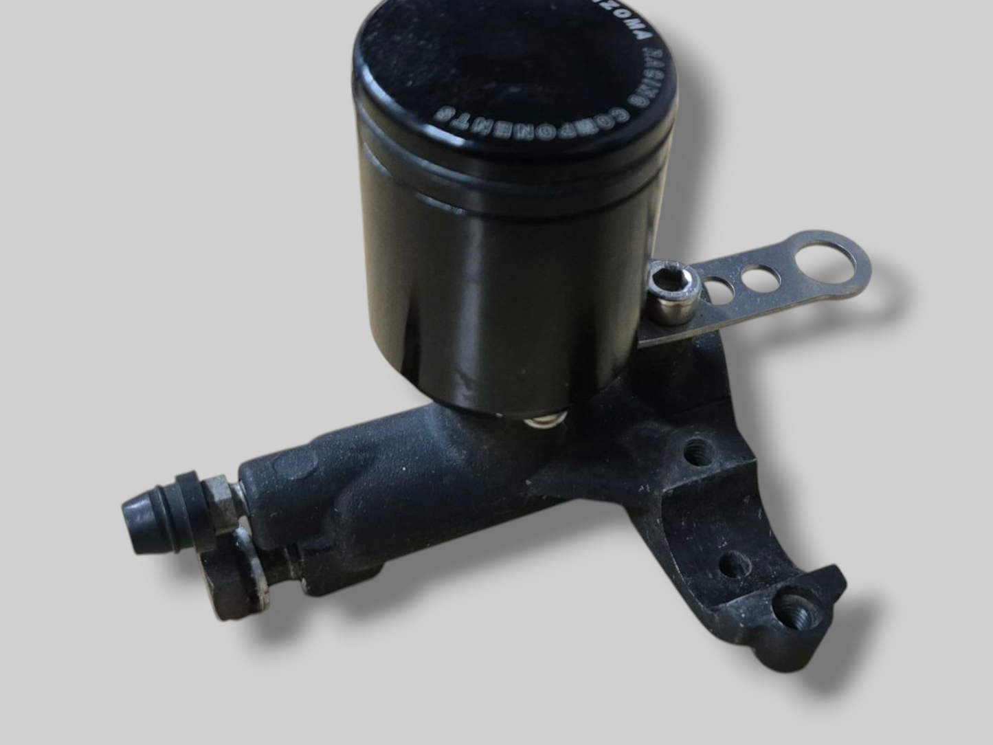 FRONT BRAKE PUMP MASTER CYLINDER AP8113969 Aprilia RSV Mille 98-03 / Tuono 02-05