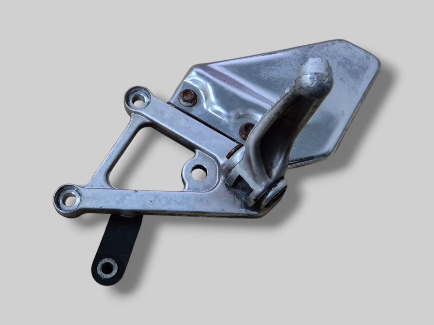 LEFT-HAND SIDE FOOTREST REARSET AP8135910 Aprilia RSV Mille 98-03 / Tuono 02-05