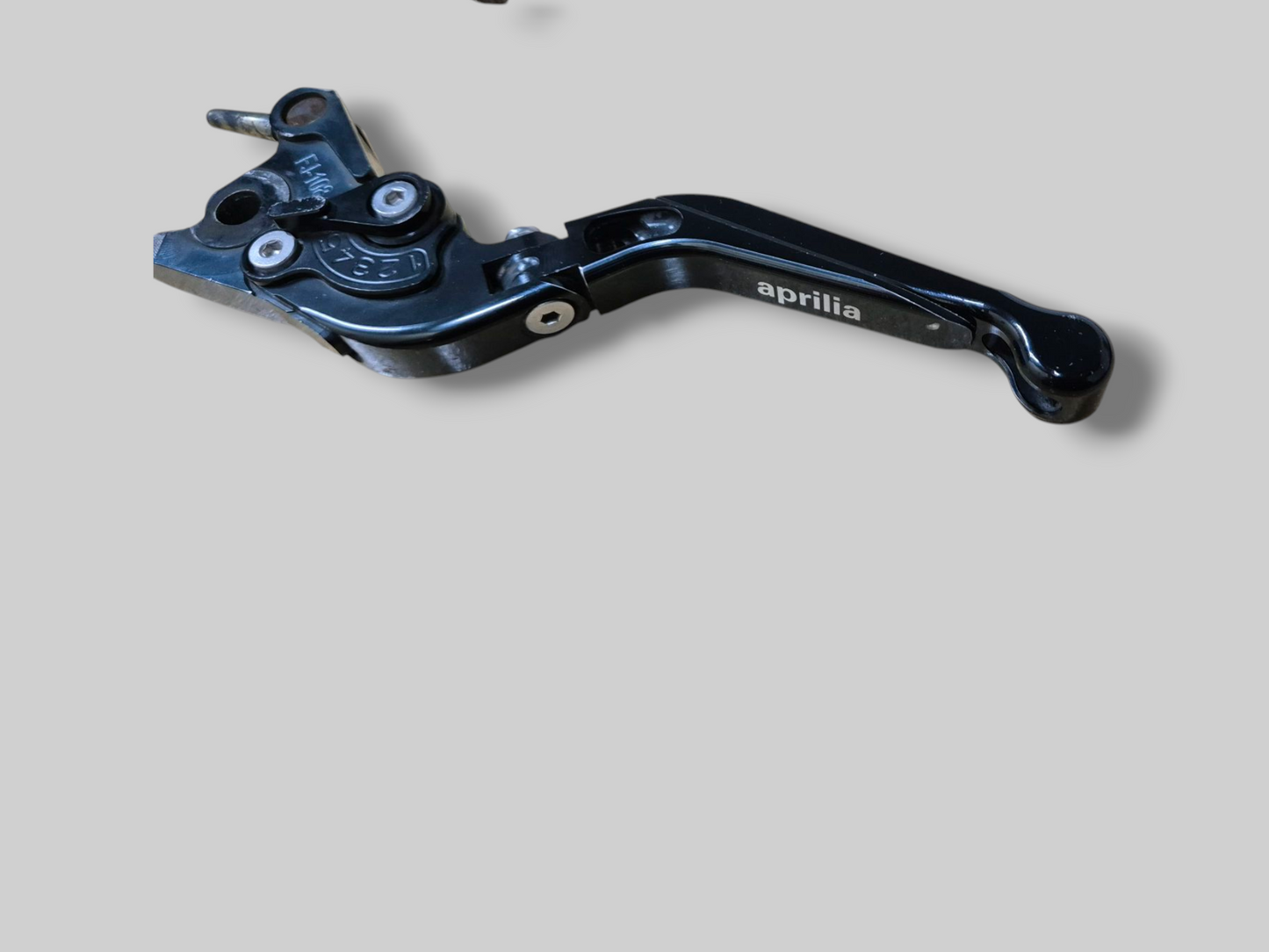 LEVER KIT BLACK APRILIA WITH PIVOT AP8113758 Aprilia RSV Mille 1998-2003