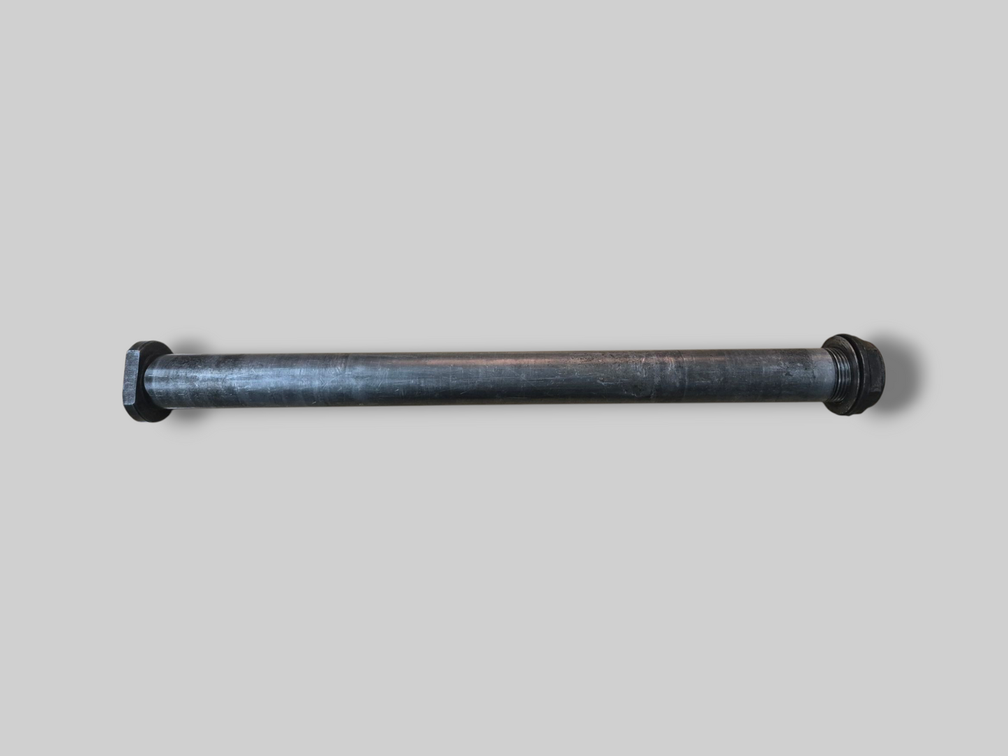REAR WHEEL AXLE PIN SPINDLE AP8125831 Aprilia RSV Mille 98-03 / Tuono 02-05
