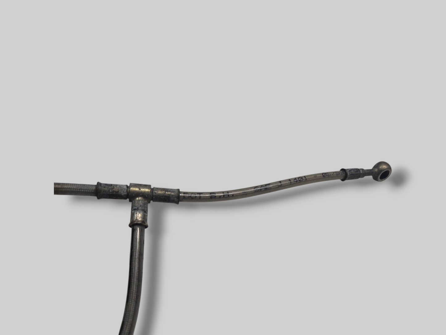 Tuyau de conduite de frein tressé en acier avant, jonction en T AP8113976 Aprilia RSV Mille 98-03 