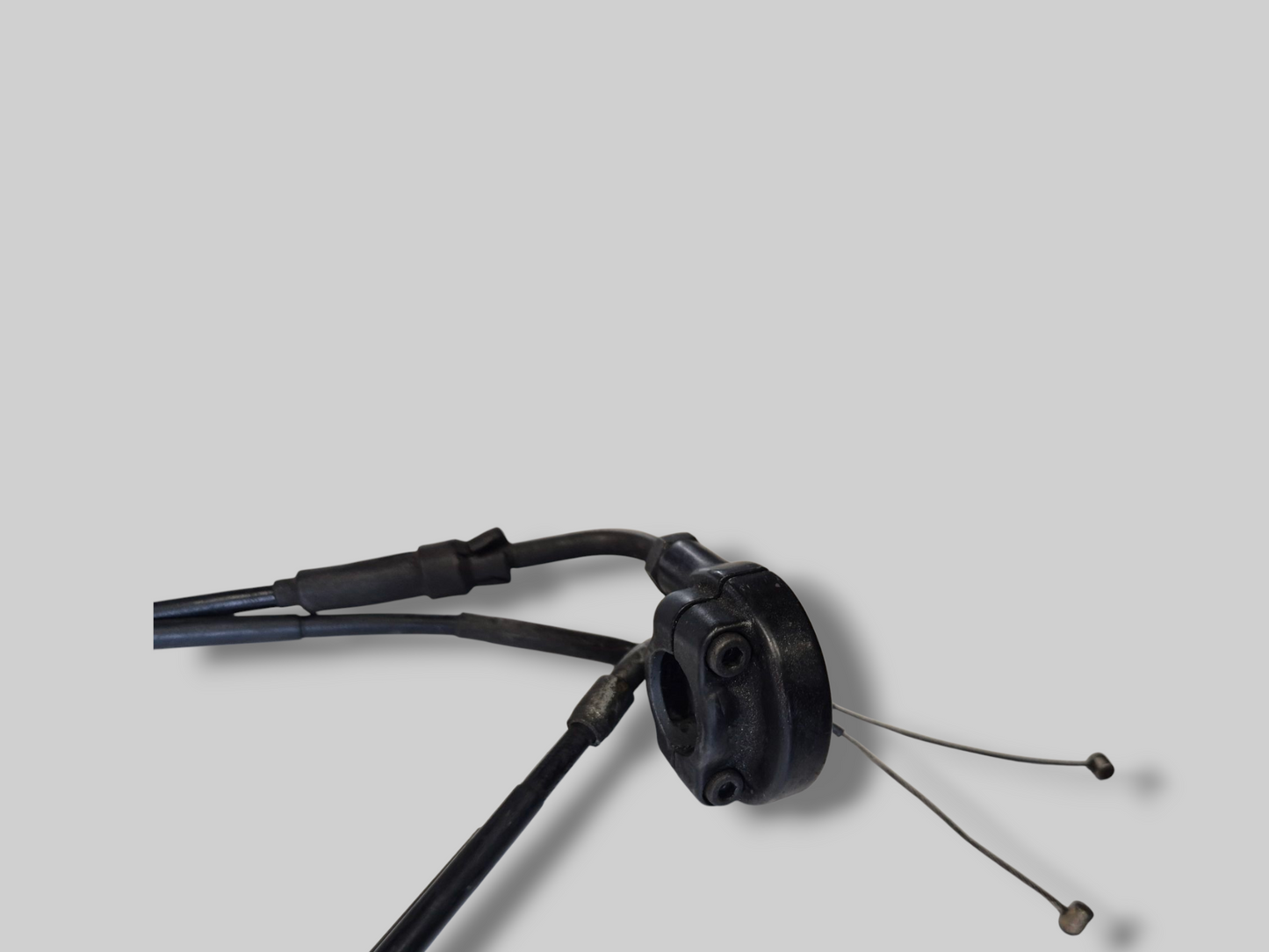 THROTTLE CABLES AP8114404 AP8114405 Aprilia RSV Mille 98-03 / Tuono 02-05