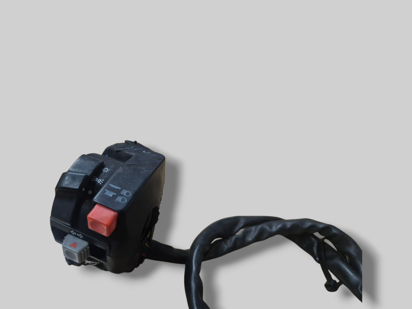 LEFT-HAND SIDE HANDLEBAR LIGHT SWITCH AP8124551 Aprilia RSV Mille 98-03 / Tuono 02-05