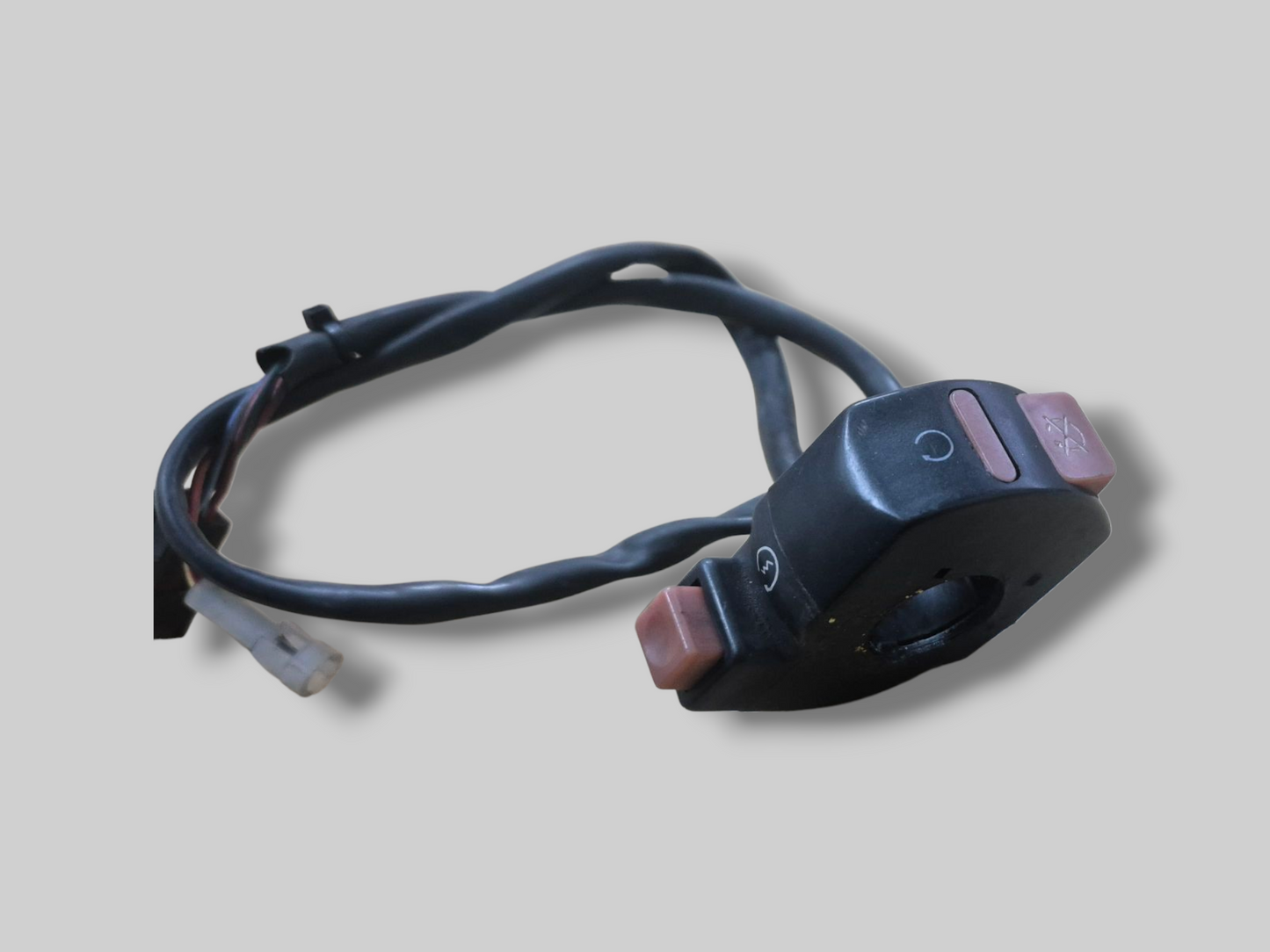 RIGHT-HAND SIDE HANDLEBAR KILLSWITCH AP8124260 Aprilia RSV Mille 1998-2000 / SL1000 Falco 01-03