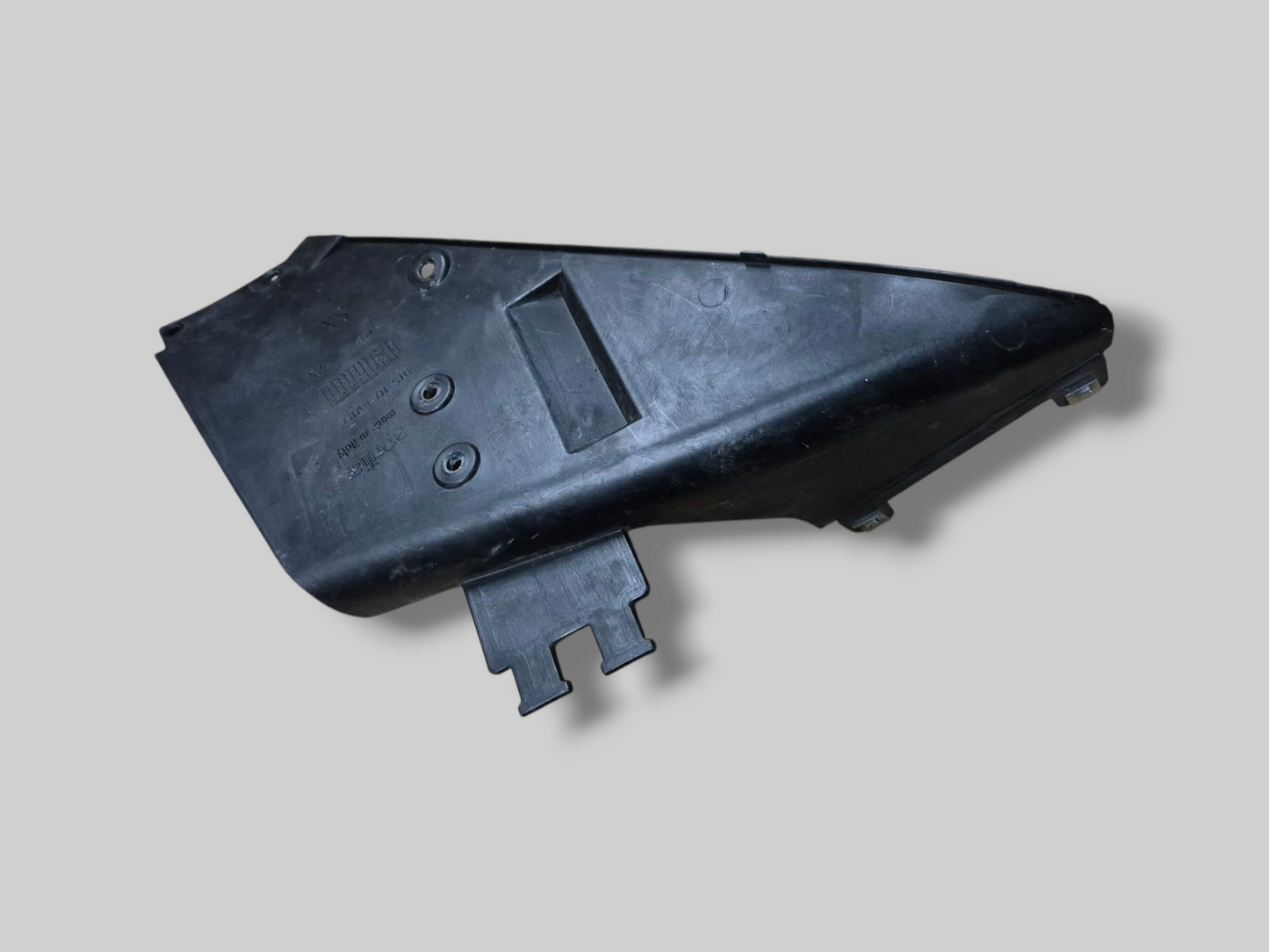 Garde-boue arrière AP8156165 Aprilia RSV1000R 04-10 / Tuono 1000R 06-10 