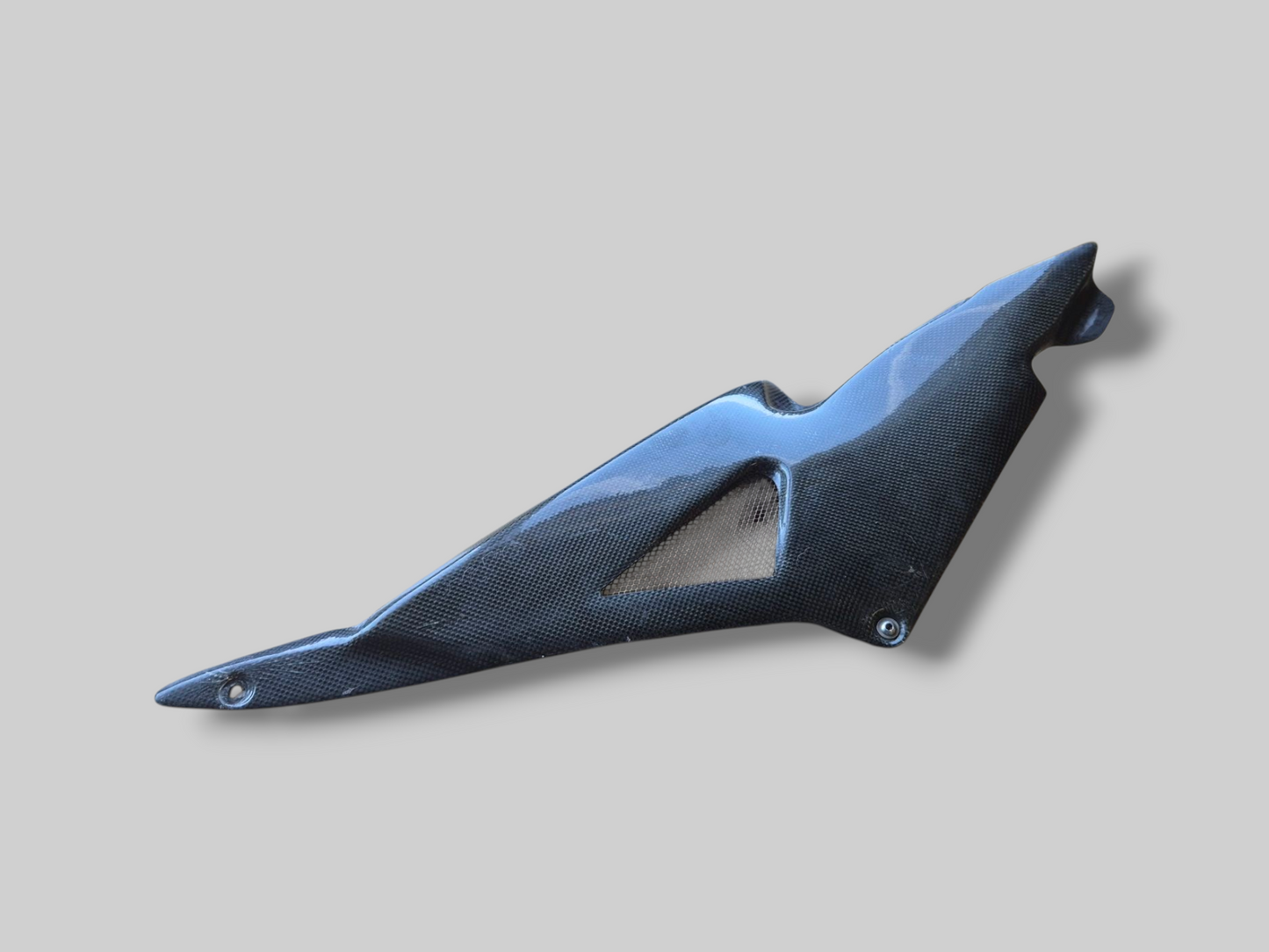PANNEAU LATÉRAL DU RÉSERVOIR DE CARBURANT CÔTÉ GAUCHE AP8138589 Aprilia RSV Mille 98-03 / Tuono 02-05 
