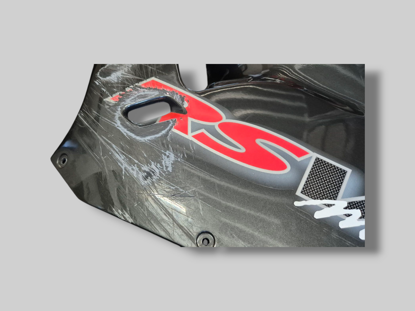 LINKERZIJKUIP DIABLO ZWART AP8139411Aprilia RSV Mille 98-03 