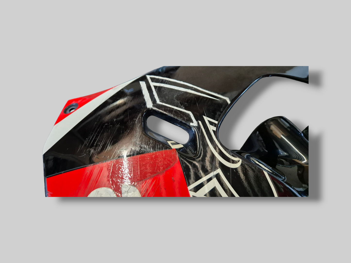 LINKERZIJKUIP DIABLO ZWART AP8139411Aprilia RSV Mille 98-03 