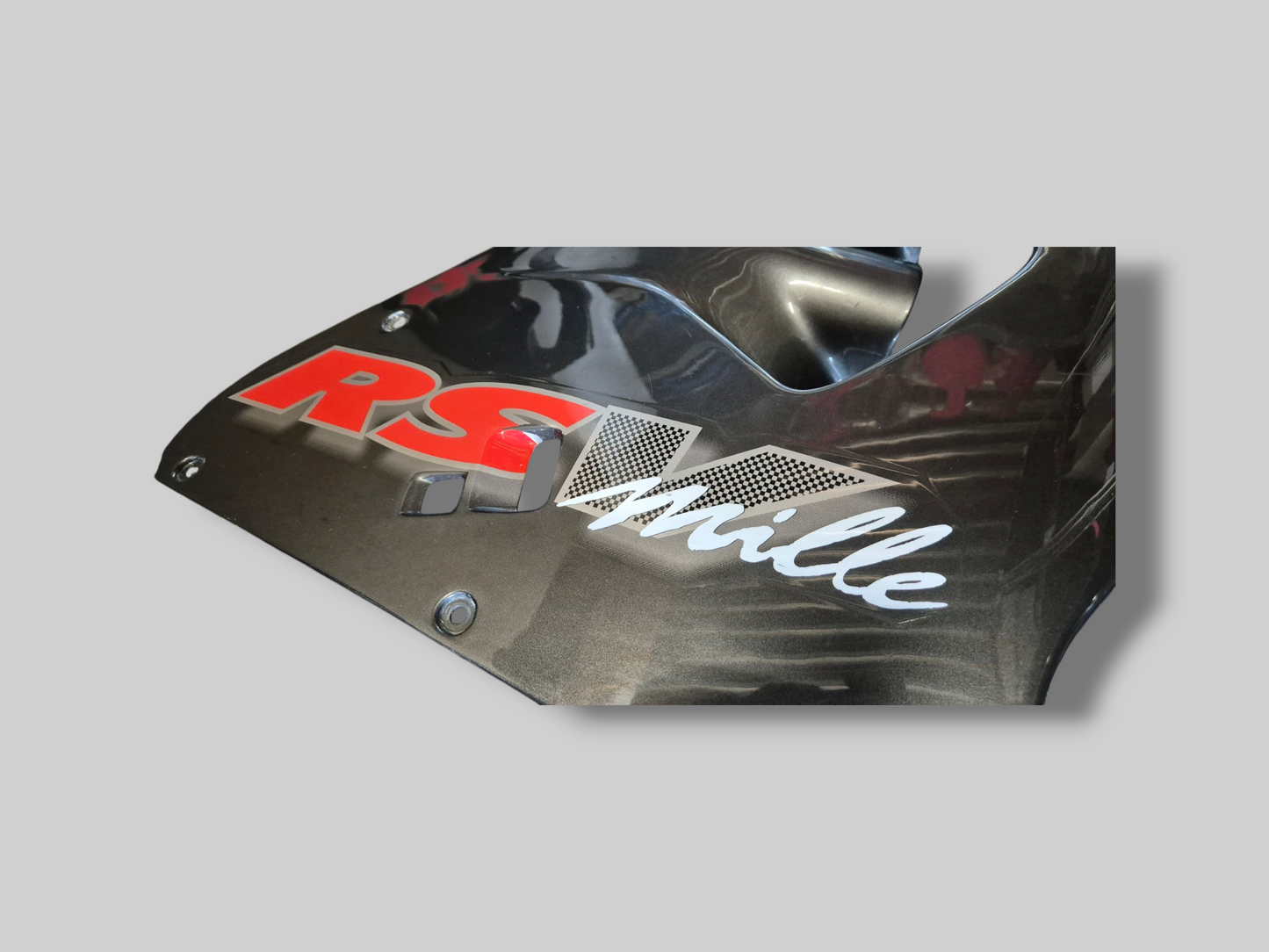 CARÉNAGE CÔTÉ DROIT GRIS AP8139410 Aprilia RSV Mille 98-03 