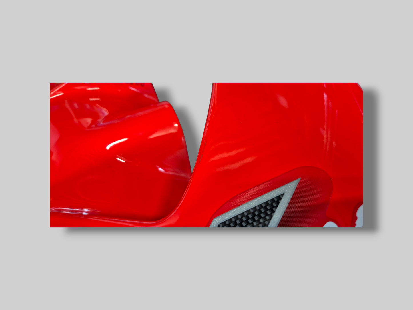 CARÉNAGE CÔTÉ DROIT GRIS AP8139410 Aprilia RSV Mille 98-03 