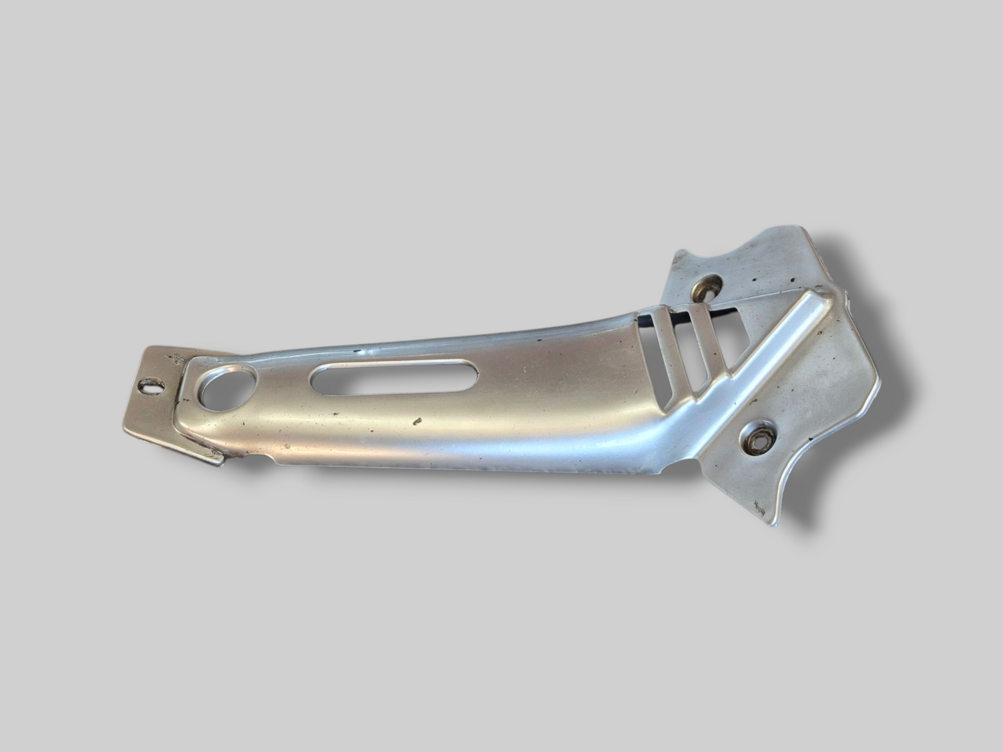 VOORKOELER RADIATOR SPOILER KUIP ZILVER AP8138579 Aprilia RSV Mille 98-03 / Tuono 02-05 