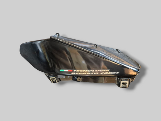 CONDUIT D'ADMISSION D'AIR EXTÉRIEUR CÔTÉ GAUCHE AP8139417 Aprilia RSV Mille 1998-2003 