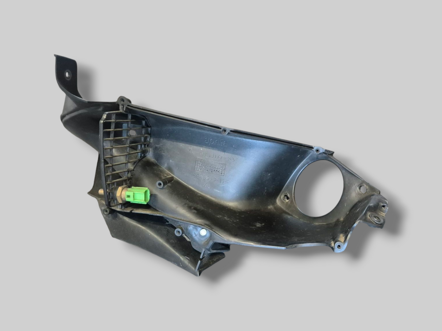 LEFT-HAND INTERNAL AIR DUCT FAIRING, MATT BLACK AP8149278 Aprilia RSV Mille 98-03 (Copy)