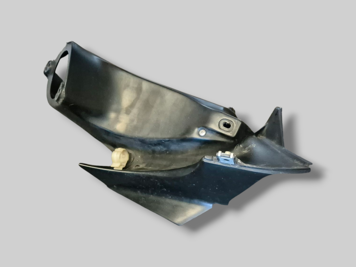 LEFT-HAND INTERNAL AIR DUCT FAIRING, MATT BLACK AP8149278 Aprilia RSV Mille 98-03 (Copy)