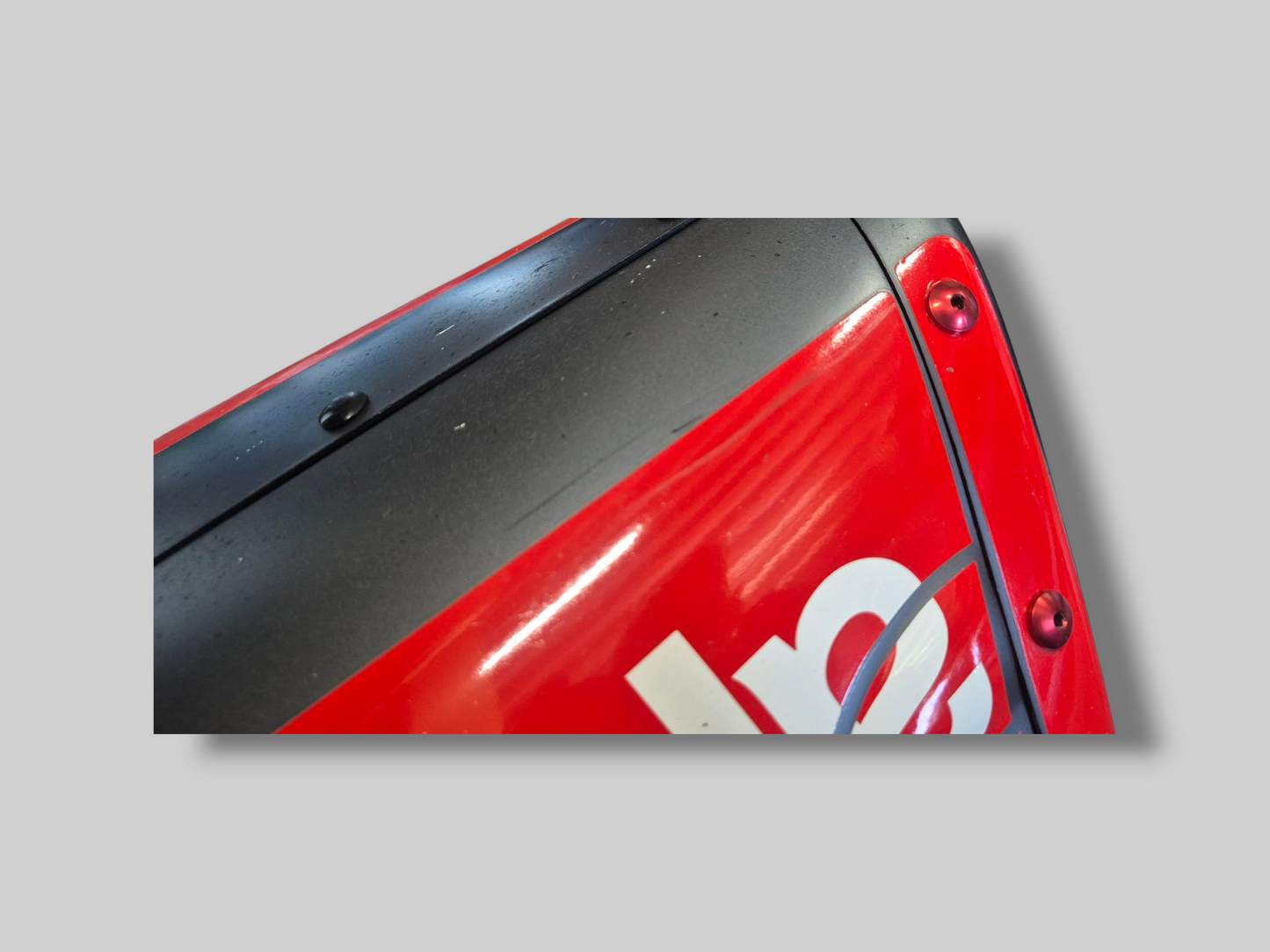 BELLYPAN GLANZEND ZWART AP8168435 AP8168434 Aprilia RSV Mille 1998-2003 