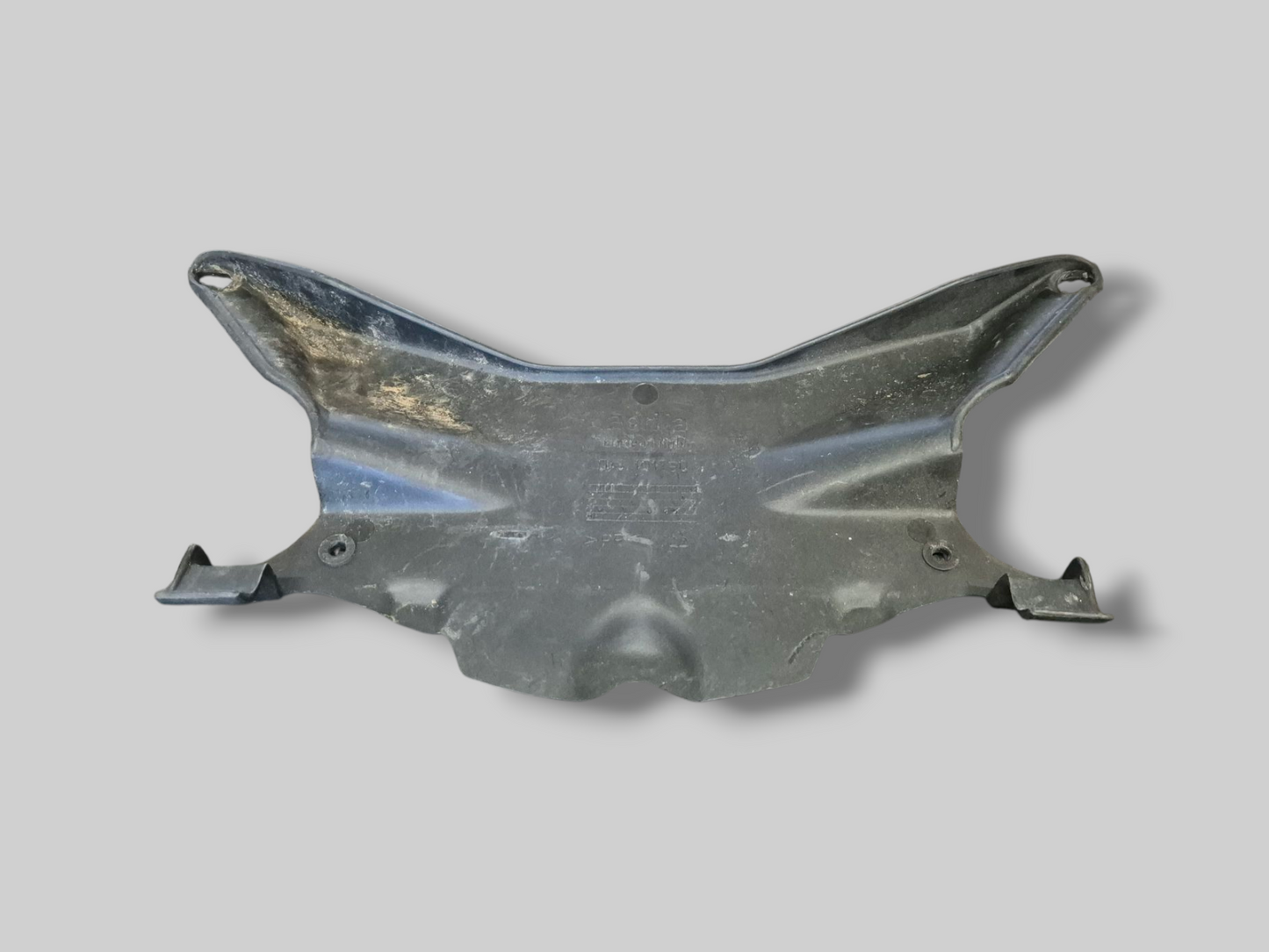 VOORDASHBOARD ONDER KUIP KAPPANEEL AP8148830 Aprilia RSV Mille 98-03 / Tuono 02-05 