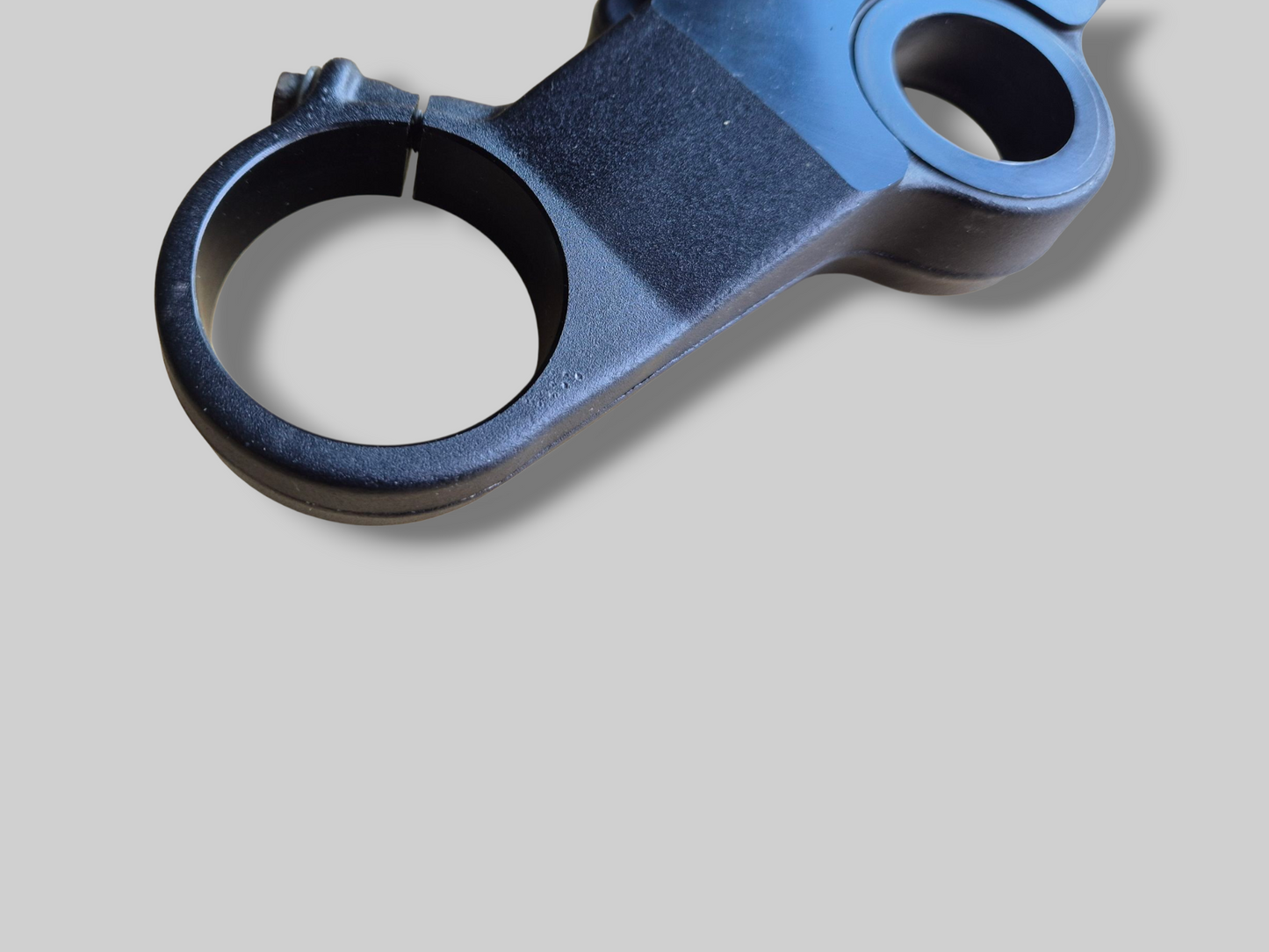 TOP YOKE TRIPLE CLAMP FORK UPPER PLATE AP8123932 Aprilia RSV Mille 98-03