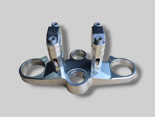 TOP YOKE TRIPLE CLAMP FORK UPPER PLATE AP8163208 Aprilia RSV Tuono 2002-2005