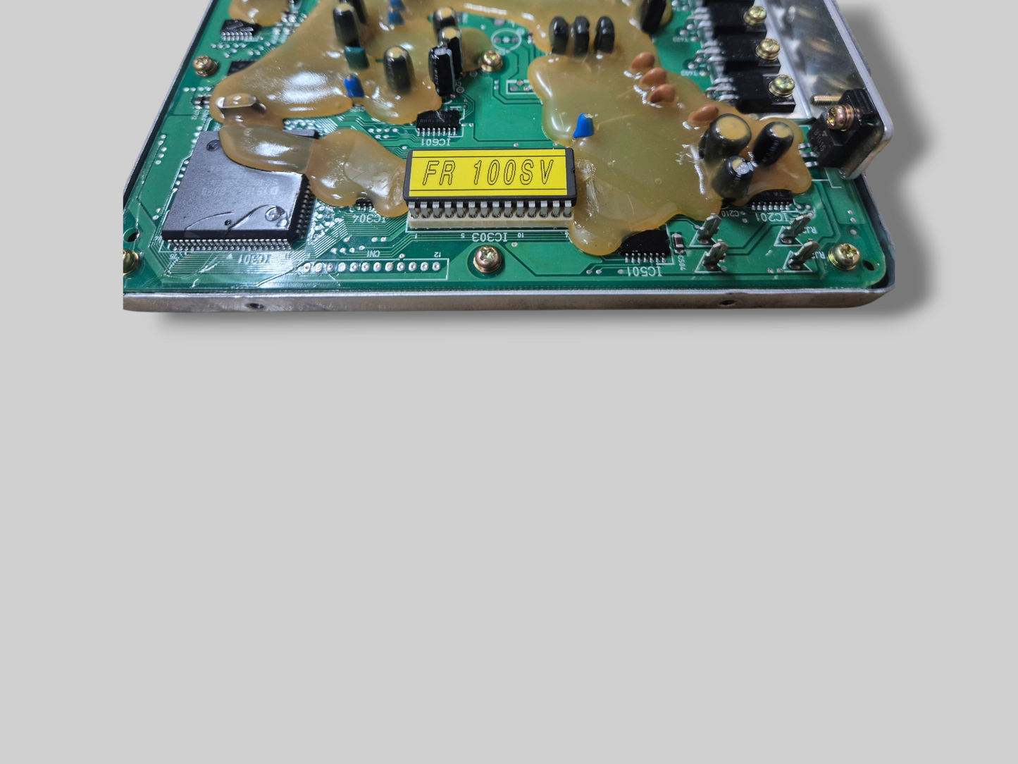 ENGINE CONTROL UNIT ECU AP0265671 WITH FR 100SV EPROM Aprilia RSV Mille 01-03 / Tuono 02-05