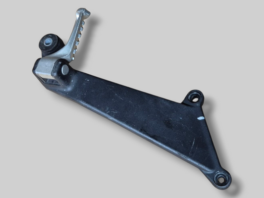 PASSENGER RIGHT FOOTREST SUPPORT AP8146384 Aprilia RSV Mille 98-03 / Tuono 02-05