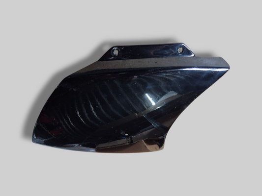 LEFT-HAND SIDE AIR DUCT BAFFLE FRONT BLACK AP8168431 Aprilia RSV Mille 01-03