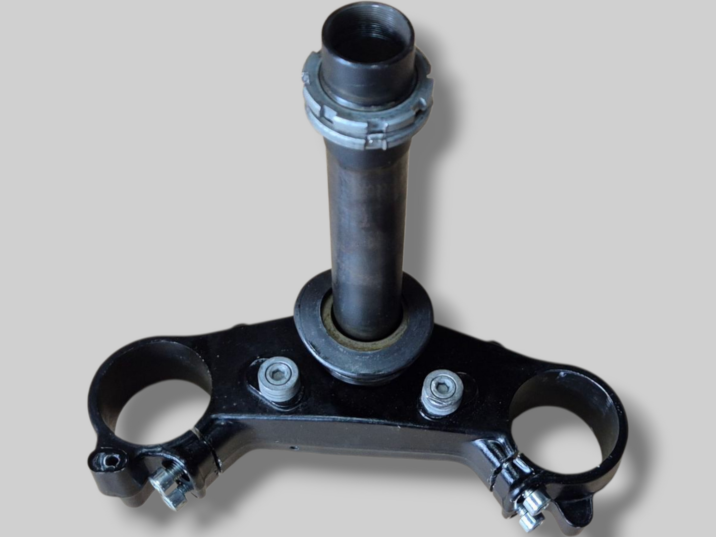 LOWER TRIPLE CLAMP STEM BASE [FOR OHLINS FORKS] AP8123928 Aprilia RSV Mille 98-03 / Tuono 02-05