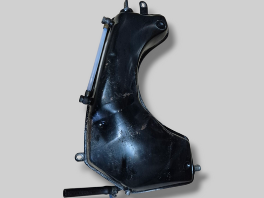 OLIETANKRESERVOIR AP8138558 Aprilia RSV Mille 98-03 / Tuono 02-05 