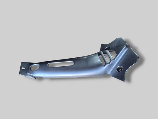 FRONT COOLER RADIATOR SPOILER FAIRING SILVER AP8138579 Aprilia RSV Mille 98-03 / Tuono 02-05