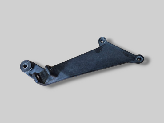 PASSENGER RIGHT FOOTREST SUPPORT AP8146384 Aprilia RSV Mille 98-03 / Tuono 02-05