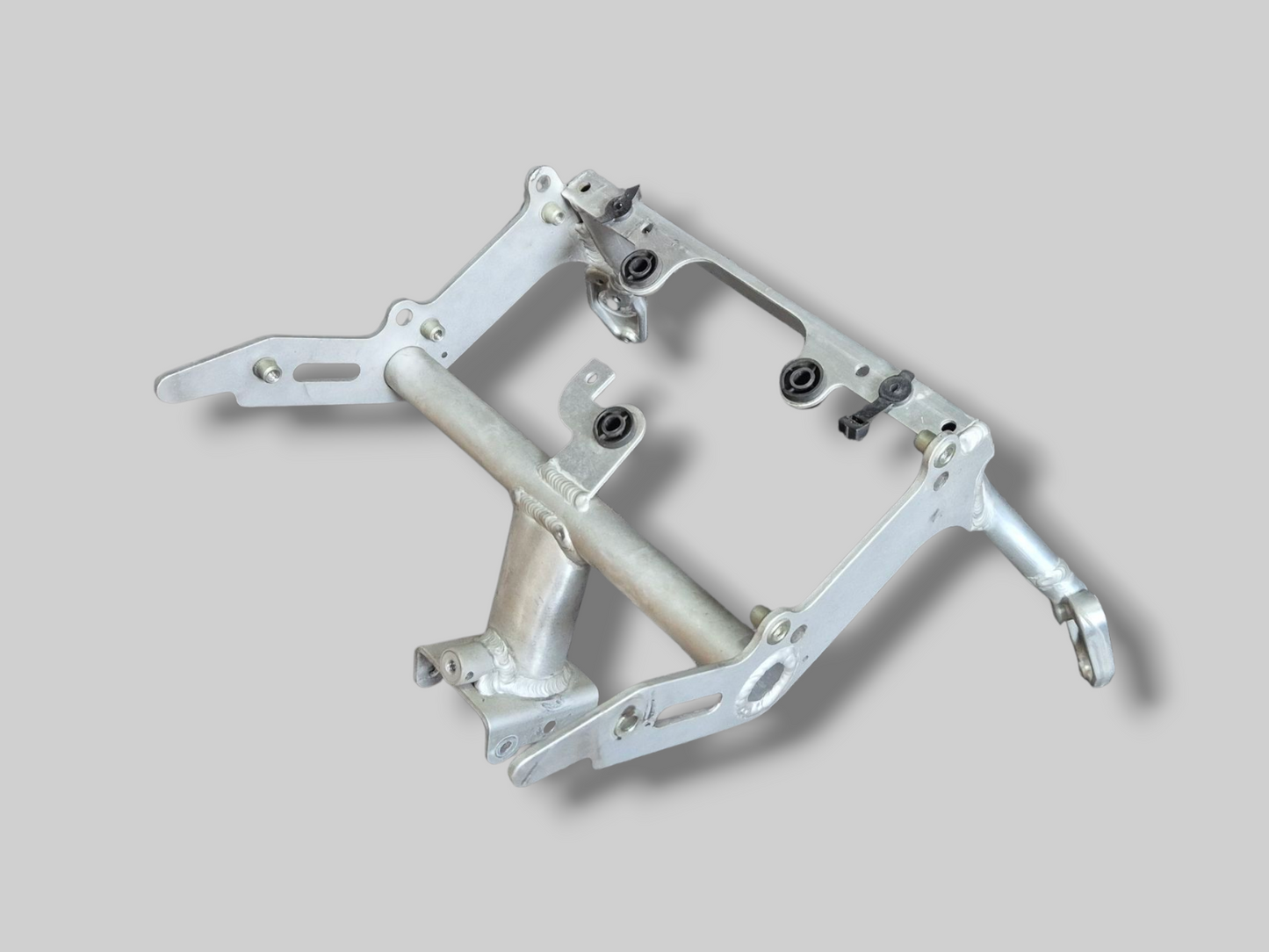 INSTRUMENTENCLUSTERHOUDER SUBFRAME VOOR AP8135905 Aprilia RSV Mille 98-03 