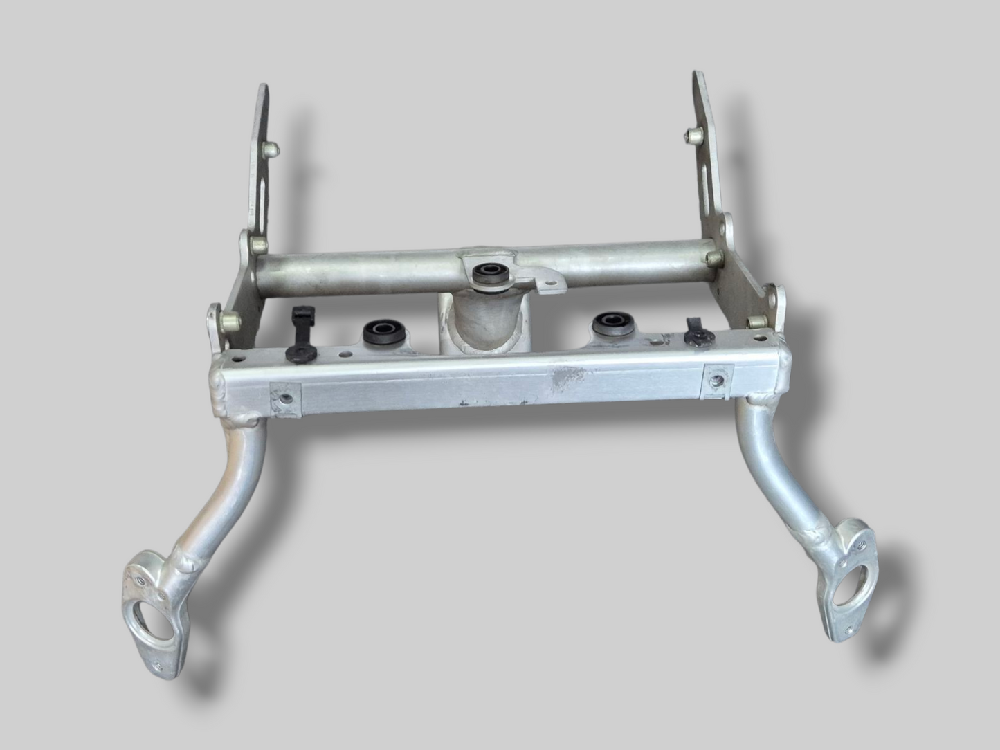 INSTRUMENTENCLUSTERHOUDER SUBFRAME VOOR AP8135905 Aprilia RSV Mille 98-03 