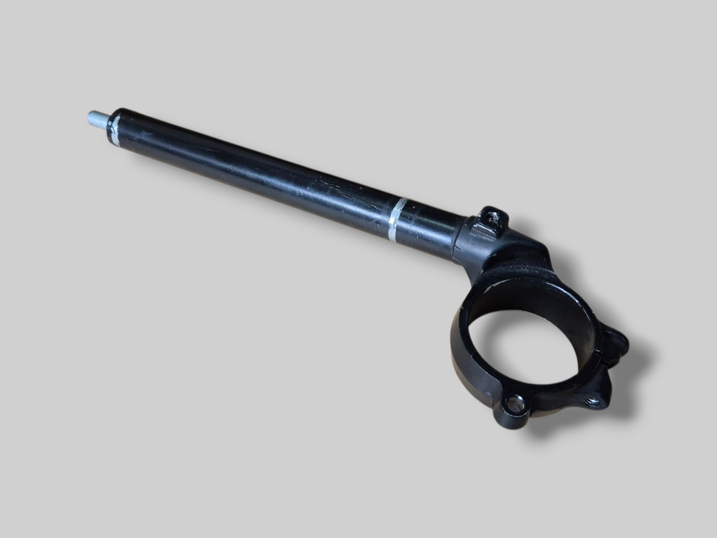 RECHTERKANT 54 mm STUURCLIP-ON AP8118592 Aprilia RSV Mille 98-03 