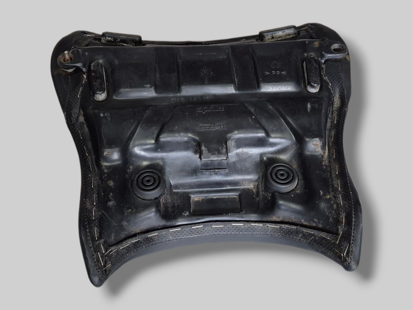 DRIVERS SADDLE SEAT AP8129182 Aprilia SL1000 Falco 2000-2003