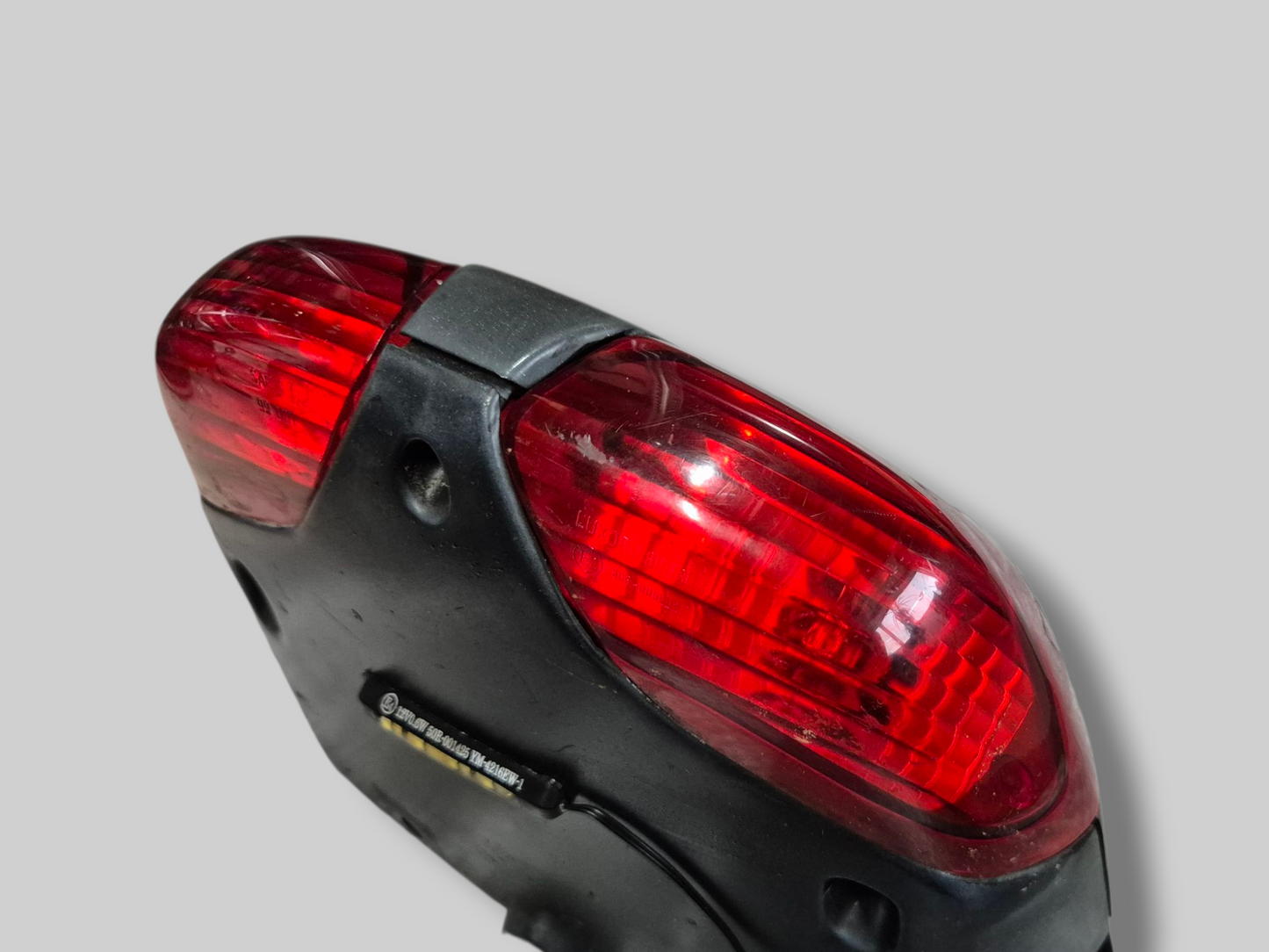 TAIL LIGHT AP8124395 Aprilia SL1000 Falco 2000-2003