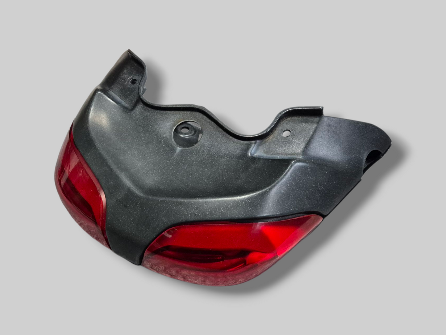 TAIL LIGHT AP8124395 Aprilia SL1000 Falco 2000-2003