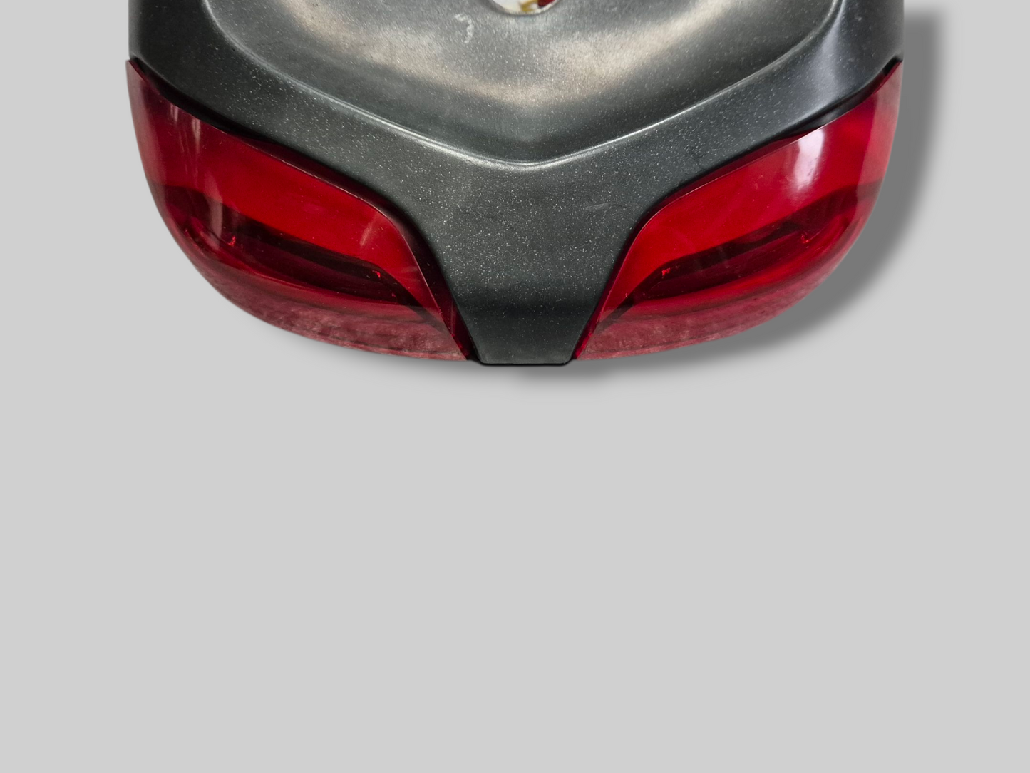 TAIL LIGHT AP8124395 Aprilia SL1000 Falco 2000-2003