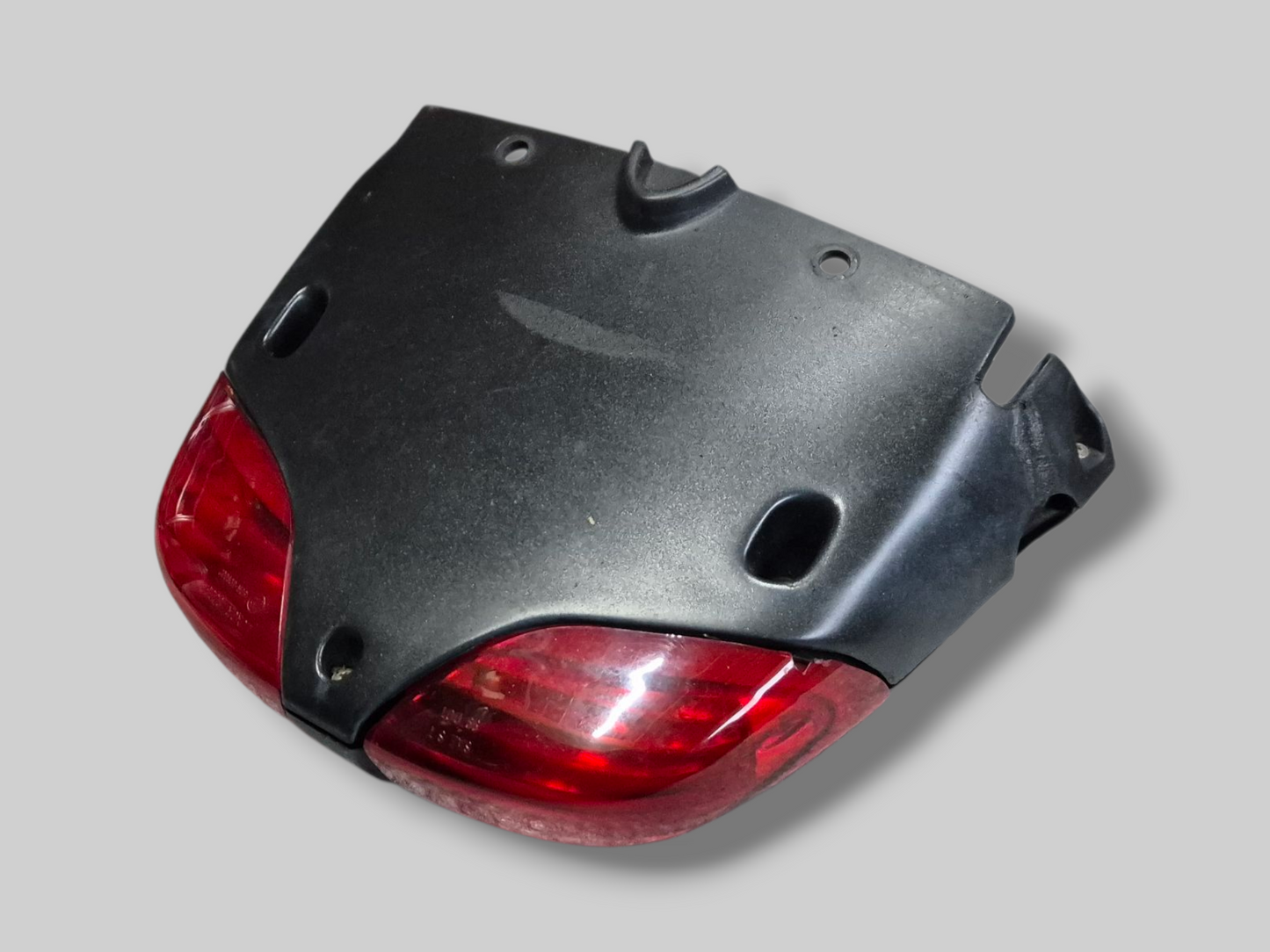 TAIL LIGHT AP8124395 Aprilia SL1000 Falco 2000-2003