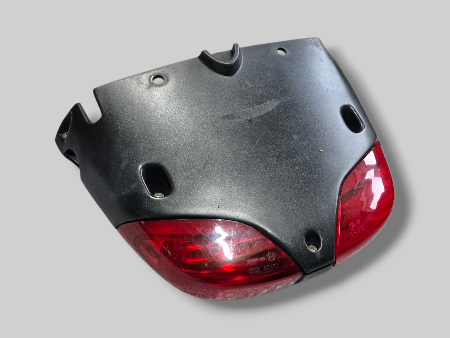 TAIL LIGHT AP8124395 Aprilia SL1000 Falco 2000-2003