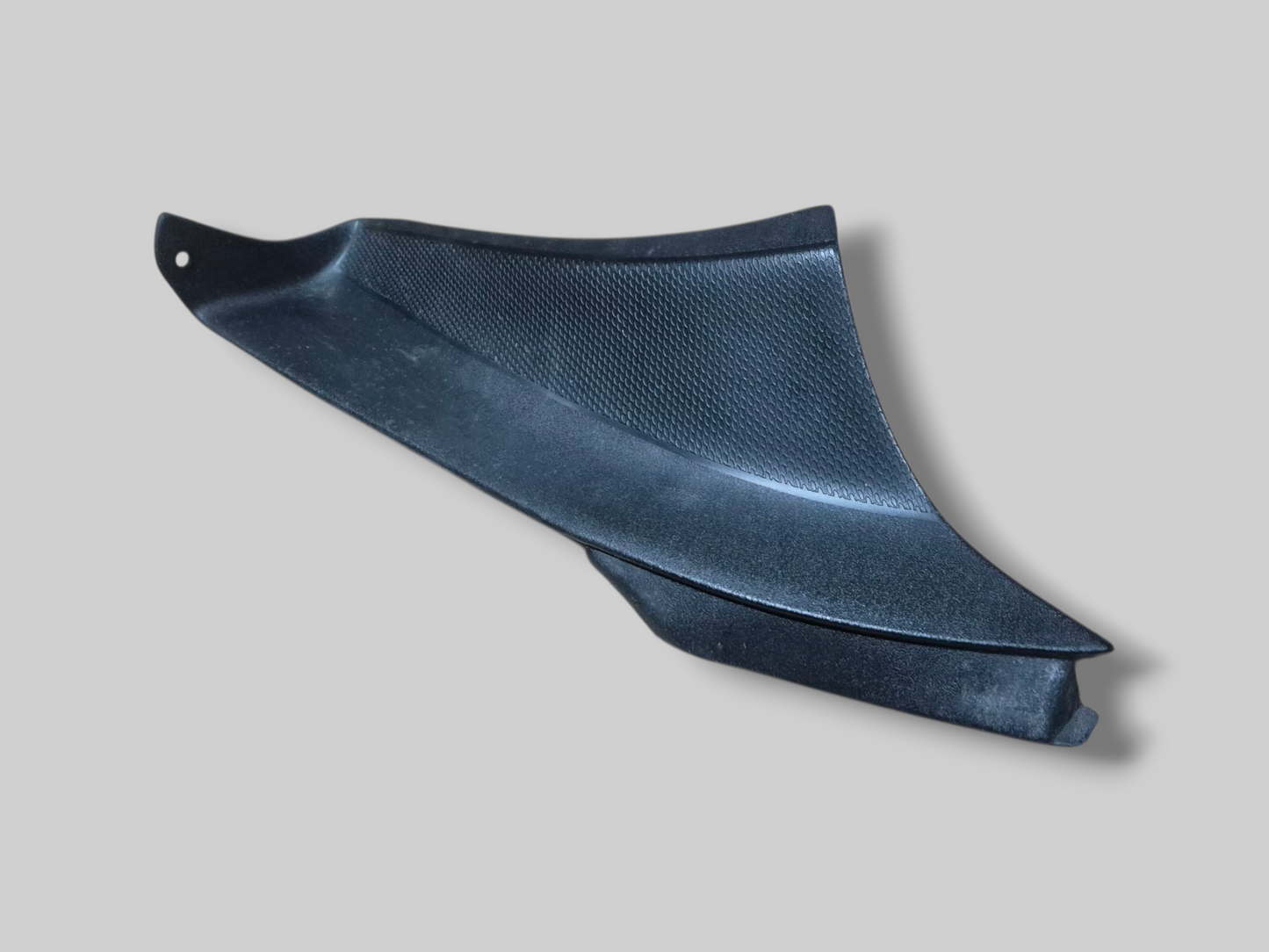 VOORSPATBORD SPATBORD ZWART AP8156254 Aprilia RSV1000R 04-10 / Tuono 1000R 06-10 