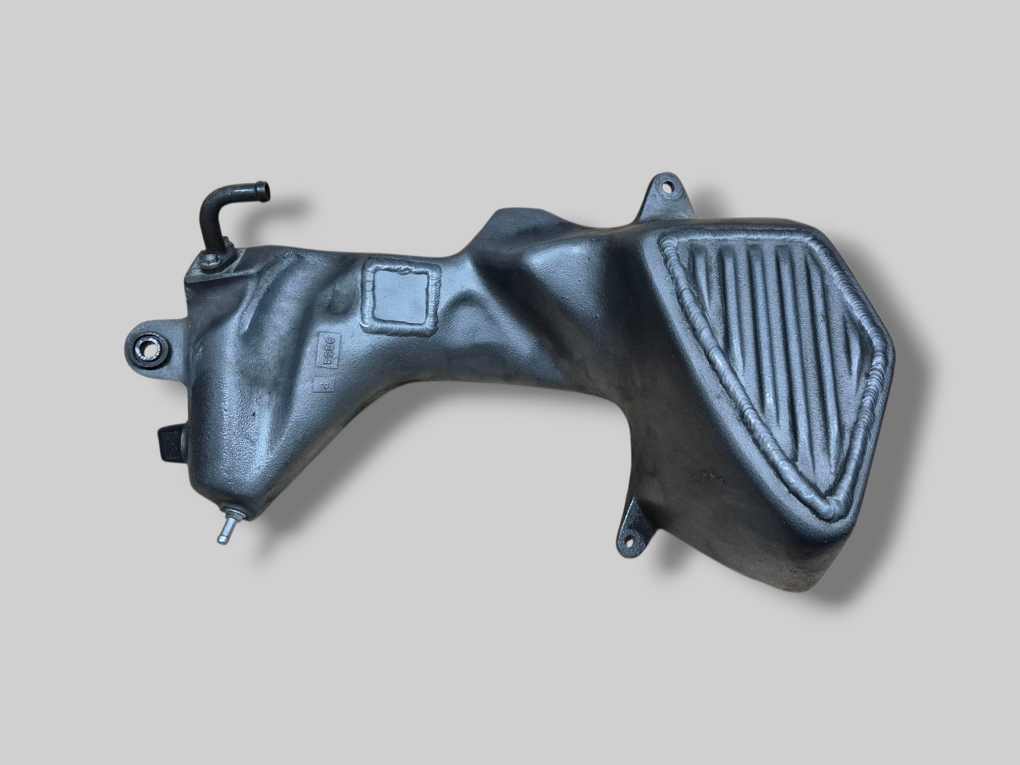 OLIETANKRESERVOIR AP8138558 Aprilia RSV Mille 98-03 / Tuono 02-05 