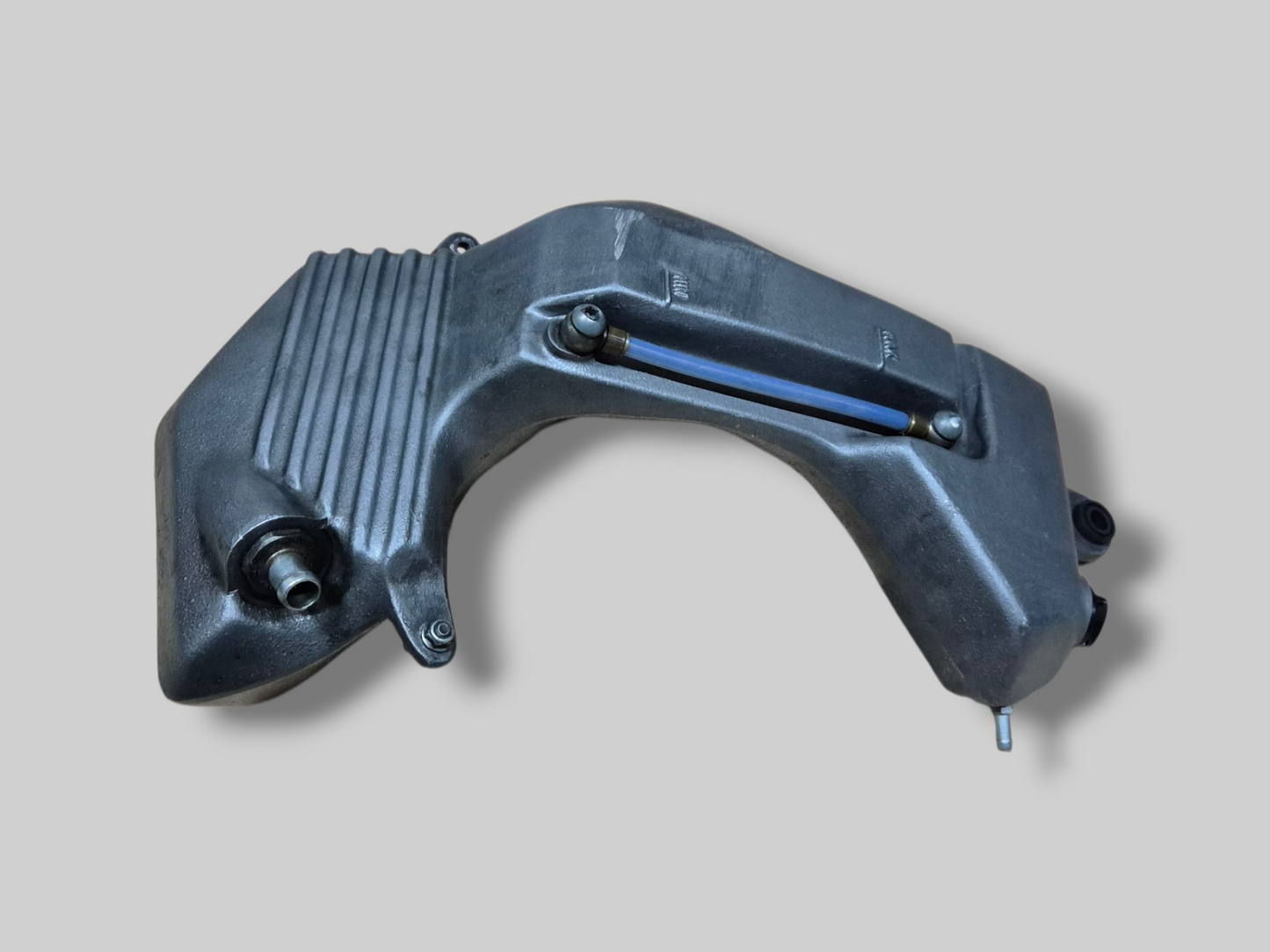 OLIETANKRESERVOIR AP8138558 Aprilia RSV Mille 98-03 / Tuono 02-05 
