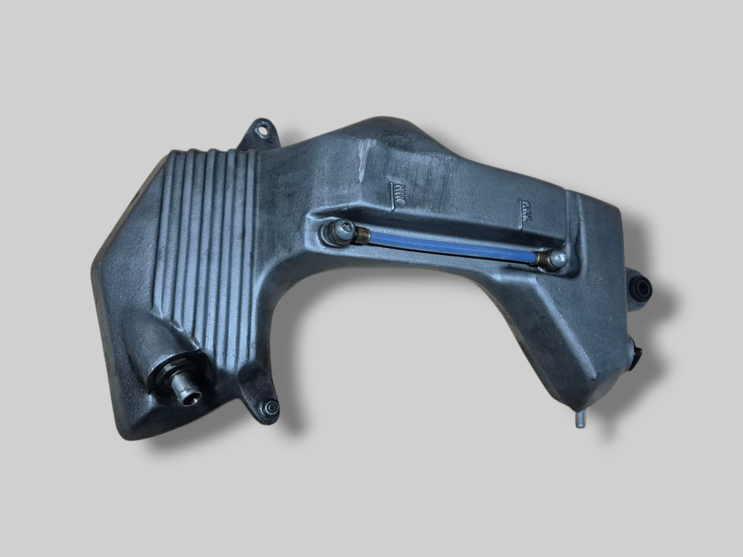 OLIETANKRESERVOIR AP8138558 Aprilia RSV Mille 98-03 / Tuono 02-05 