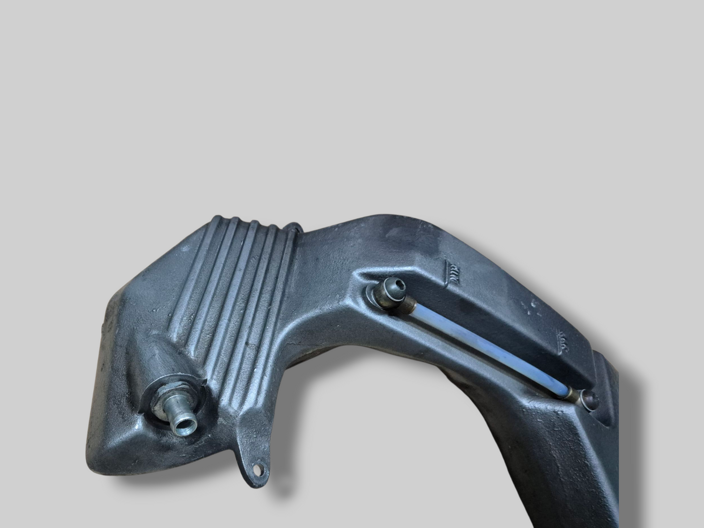 OLIETANKRESERVOIR AP8138558 Aprilia RSV Mille 98-03 / Tuono 02-05 